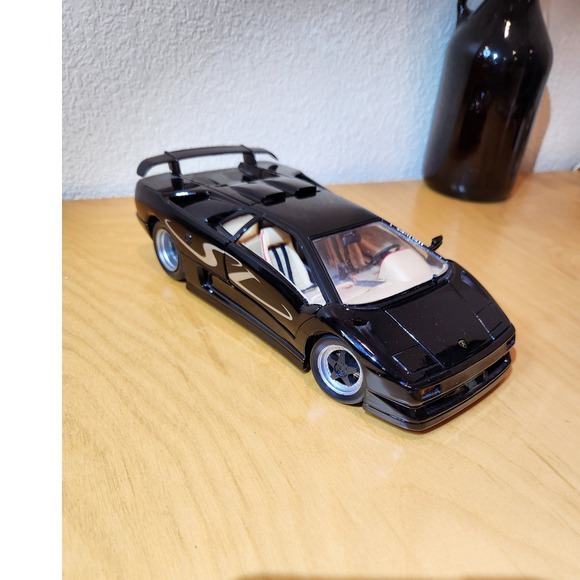 Lamborghini Diablo SV, schwarz 1/18 (Maisto) (Neu (gemäss Beschreibung